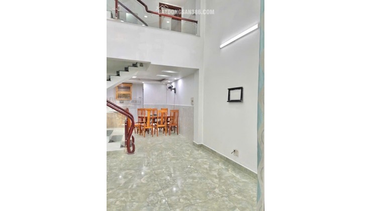 Nhà Giá Rẻ  Quận 9- Gần Metro-4 Tầng-An Ninh-Sổ Riêng-Sát Chợ -Chỉ 5,85Tỷ